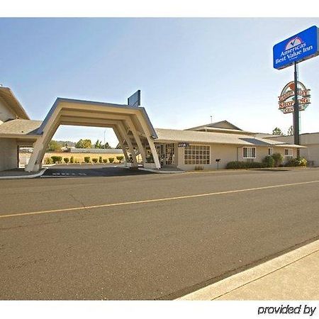 Americas Best Value Inn Роузберг Экстерьер фото