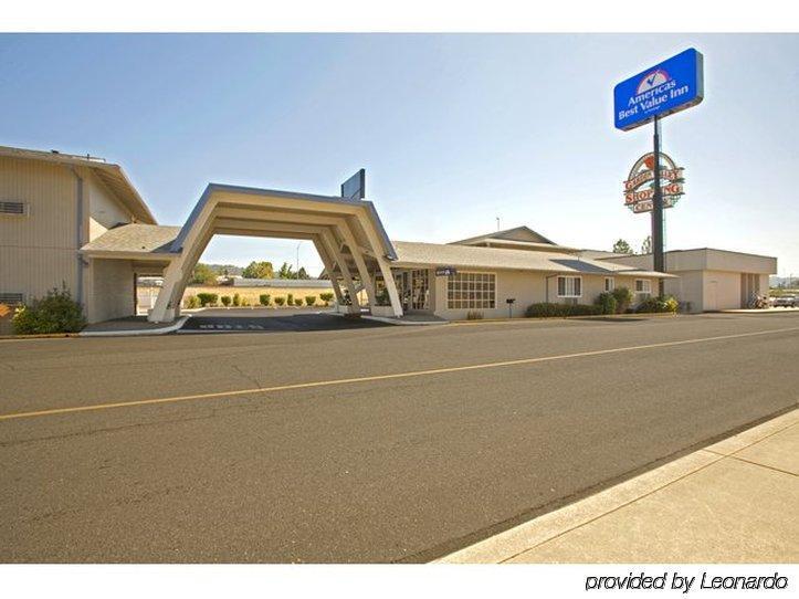 Americas Best Value Inn Роузберг Экстерьер фото